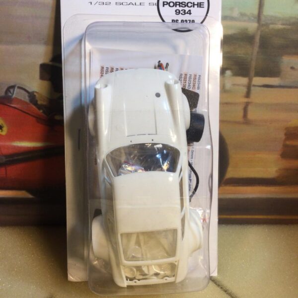 Revo Porsche 934 White Kit
