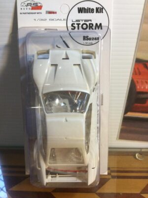 Revo Lister Storm White Kit